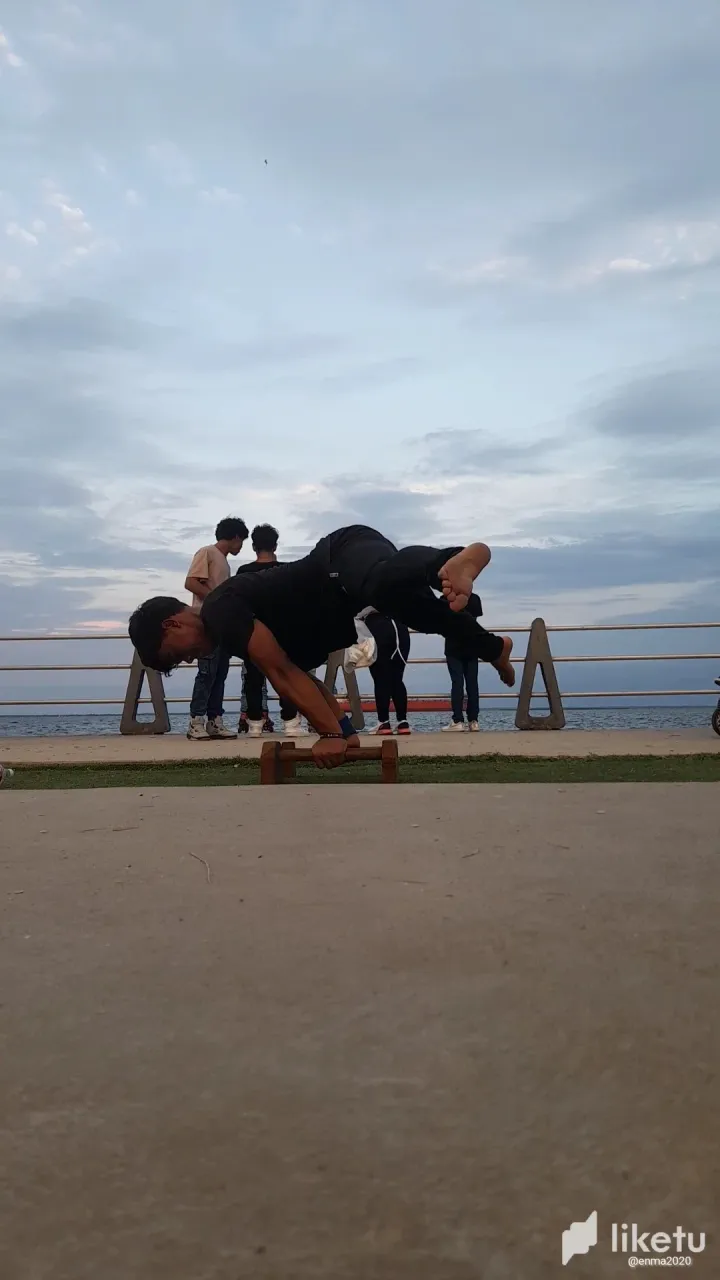 clvk7lgzc00ar4hsz90kf9iq1_VideoCapture_20240428-184840.webp