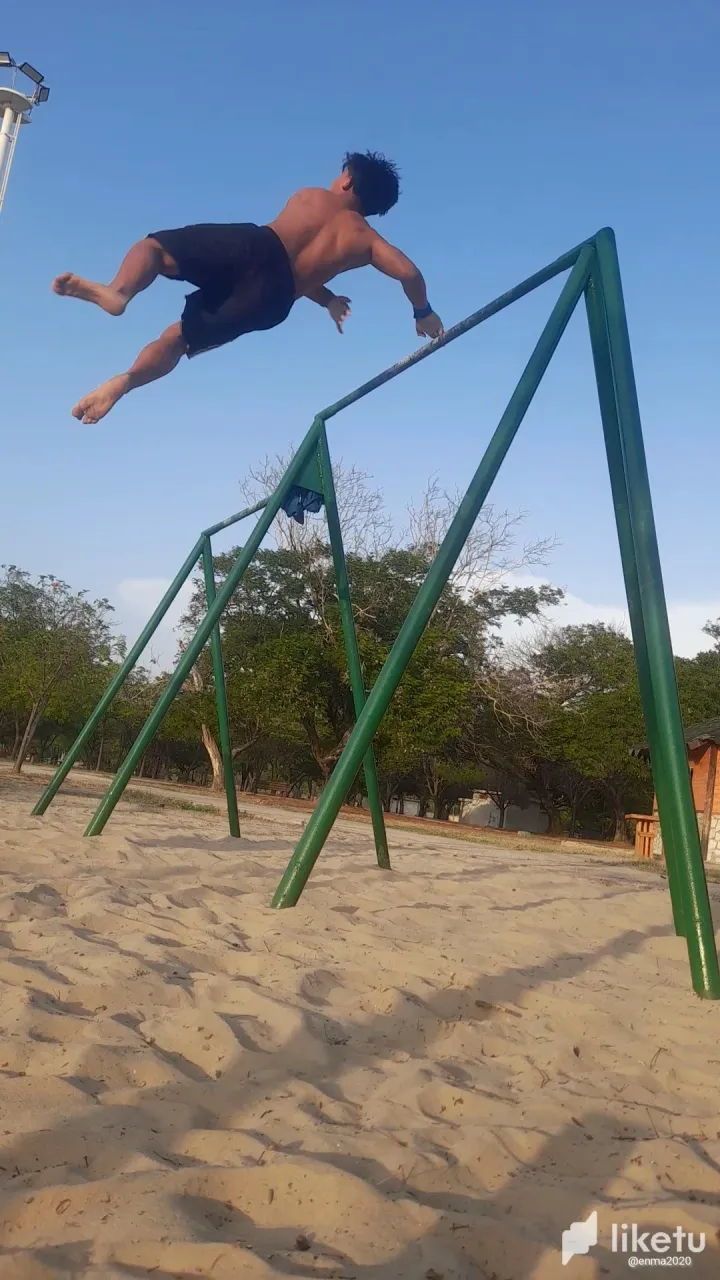 clvppq2xn00ajjfsz9fou8zr6_VideoCapture_20240502-155236.webp