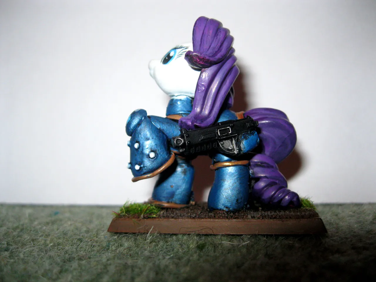328911My Little Pony, Ponies, Rarity, Space Marines, Stupid, Ultramarines, Warhammer 40,000.JPG