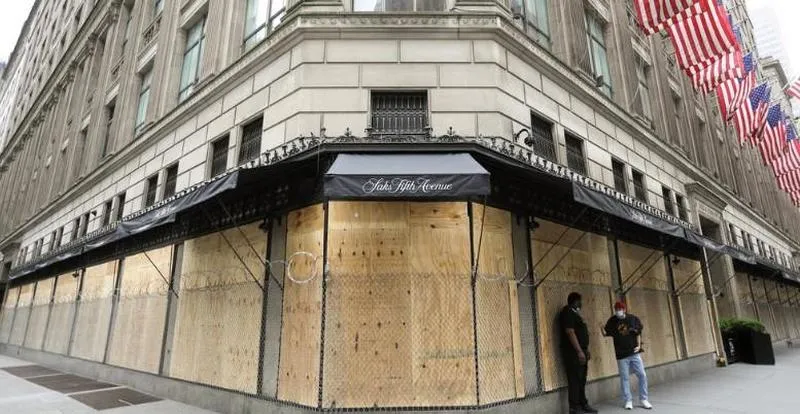 5th Avenue is Boarded Up and you will not see the MSM Reporting on this.