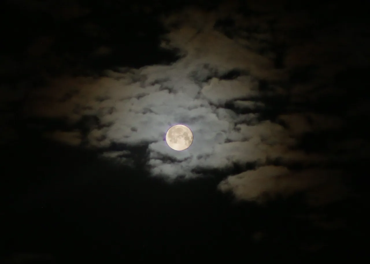 moon clouds merged 2 blended.jpg