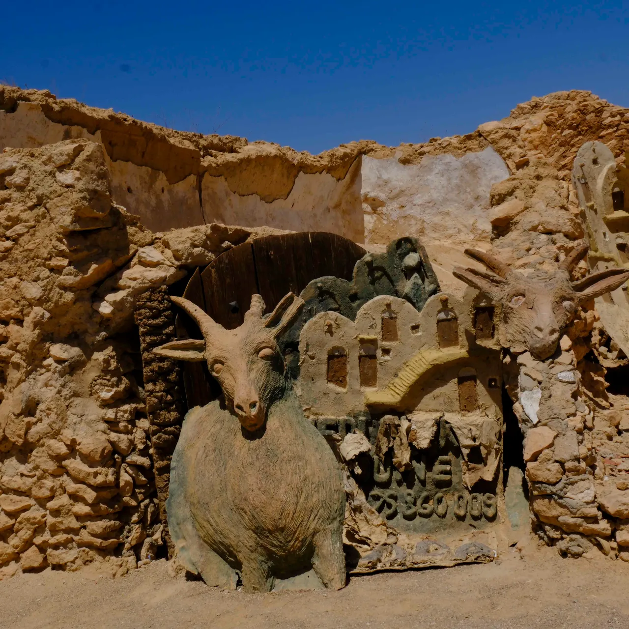 Ksar Hadada Goats.jpg