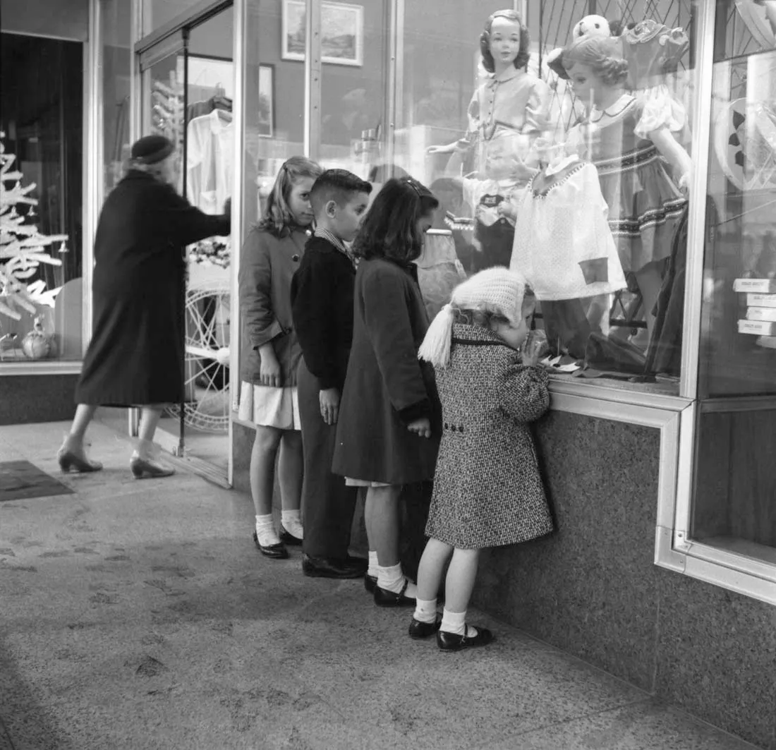 shopping-children1.jpg