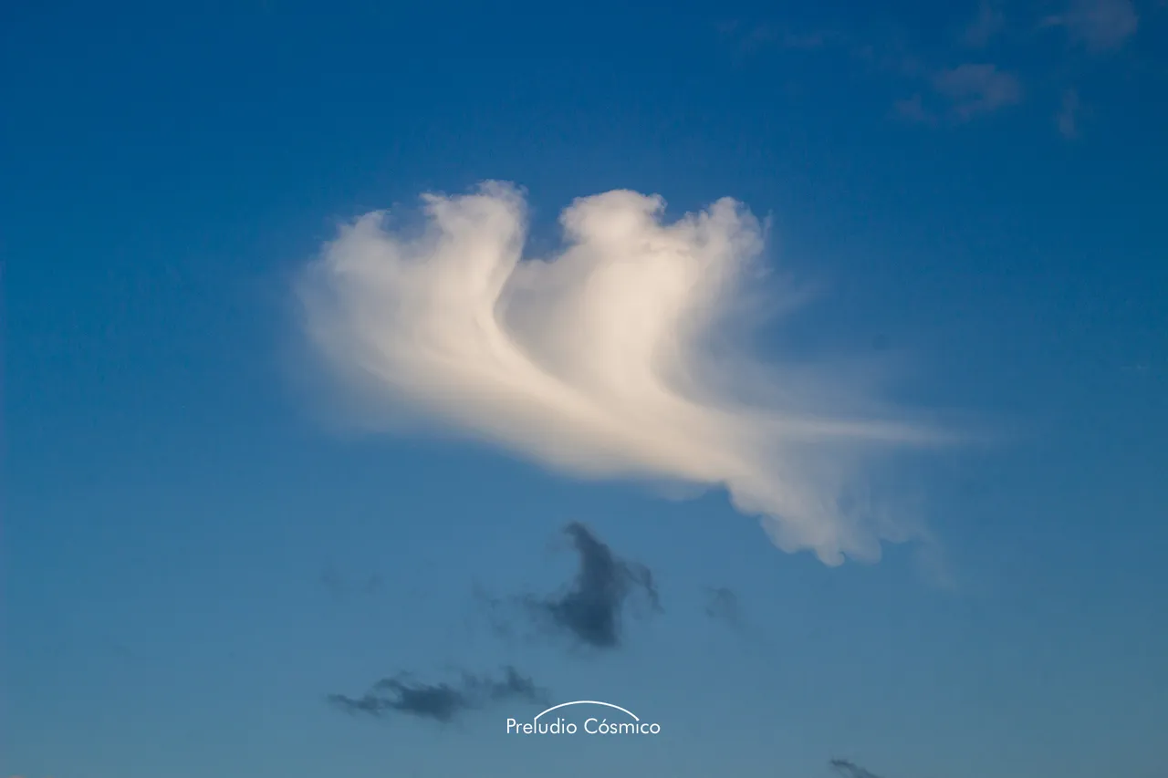 lovethecloudcontest38preludiocosmico9416.jpg