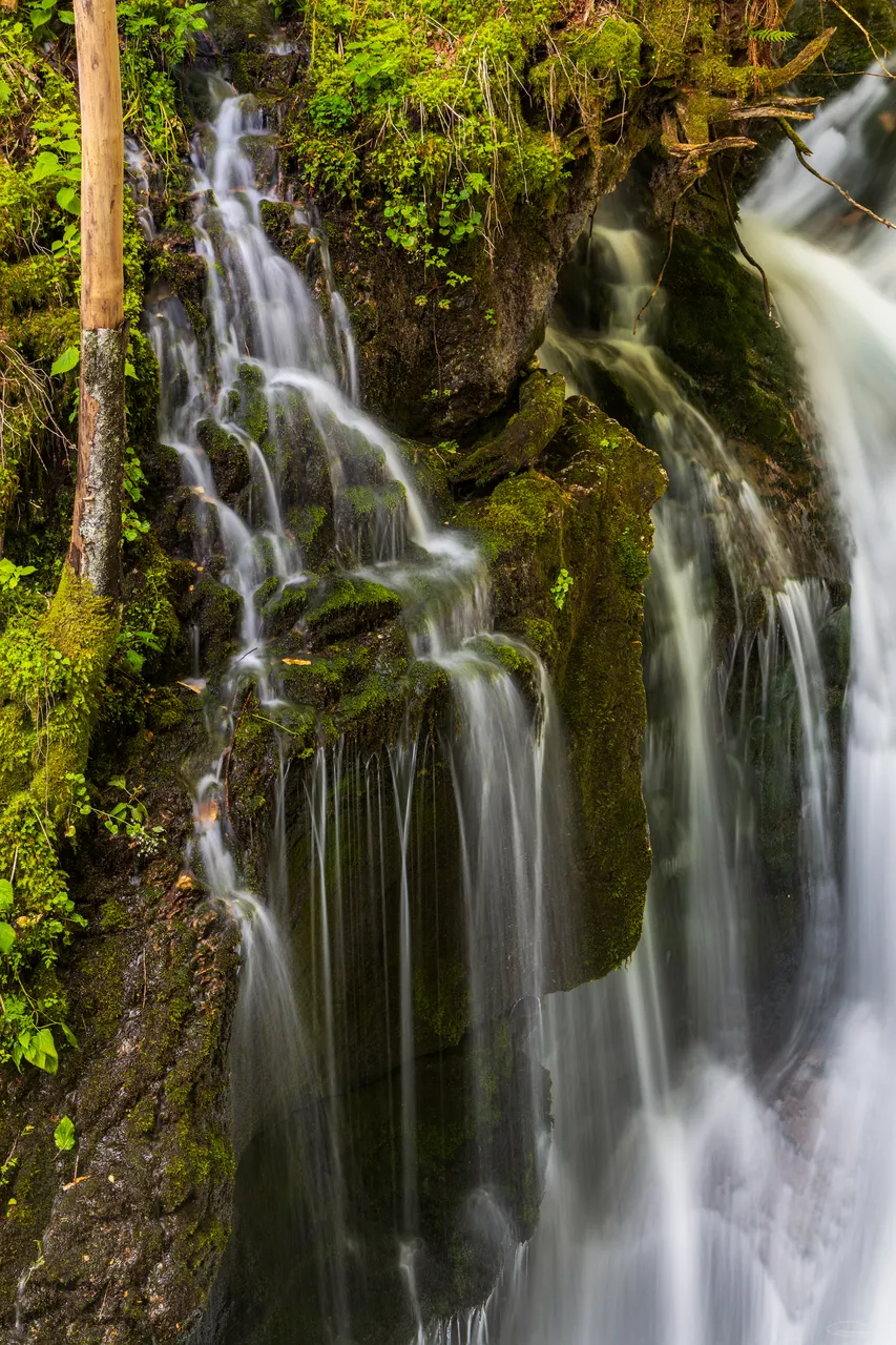 Little cascading Waterfalls in Sunikov Vodni Ga