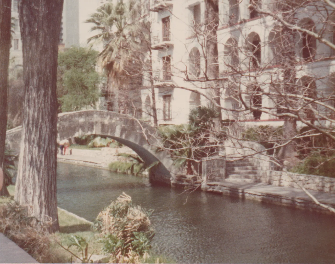 1975-03-26 - Wednesday - San Antonio, no dates on these pic-07 - Bridge, mote, trees, building, 11pics.png