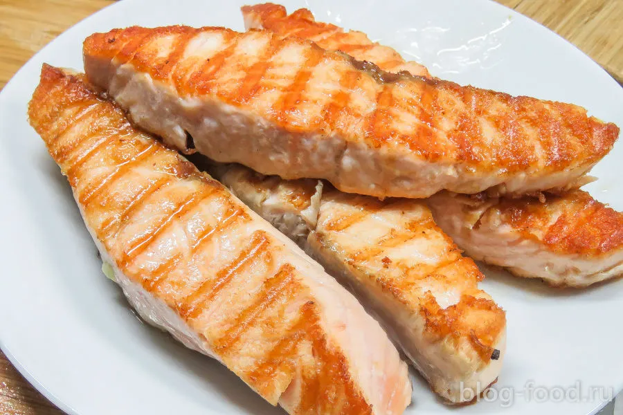 Salmon burger