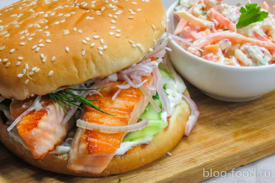 Salmon burger