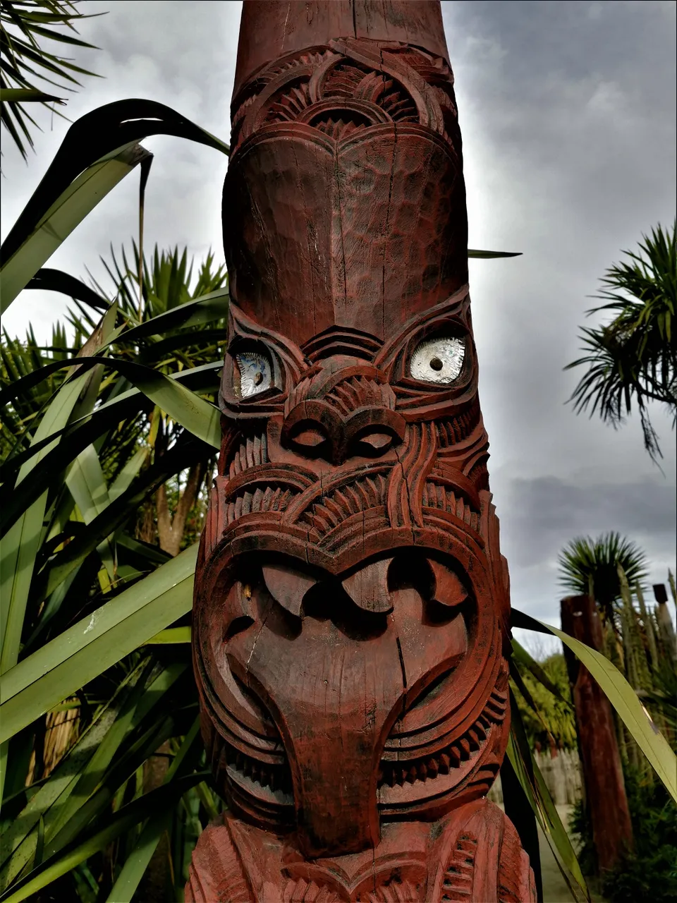 Maori carving1.jpg