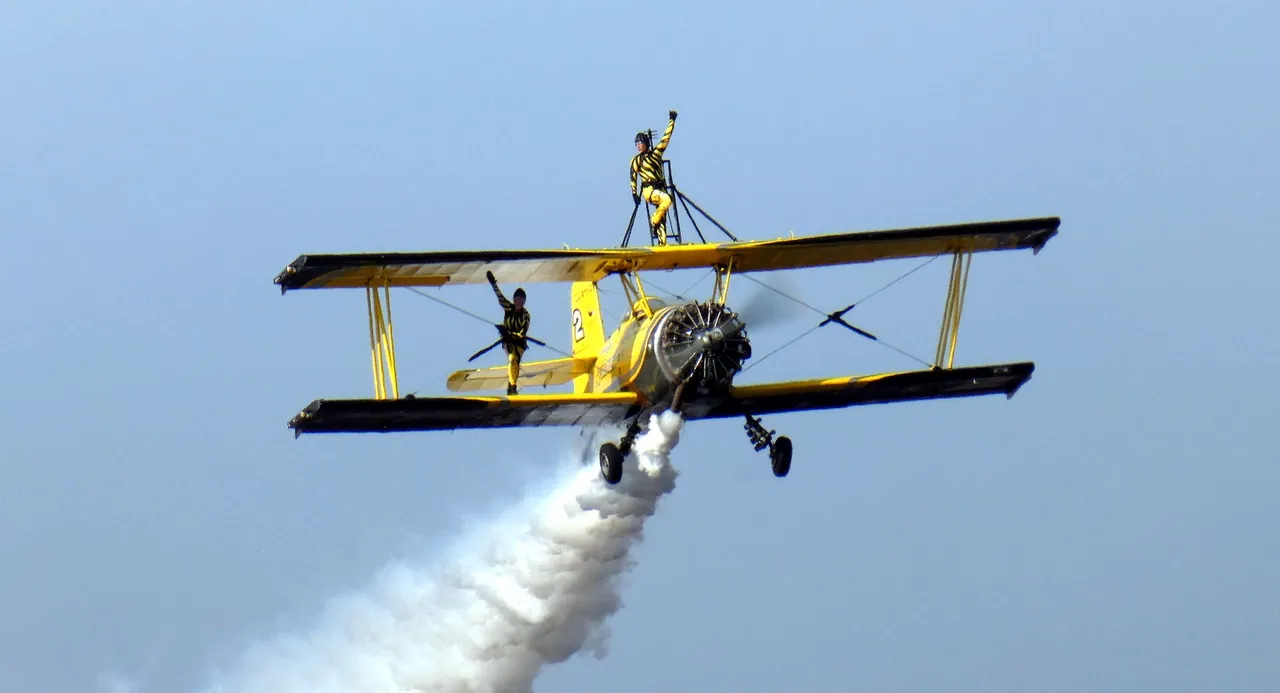 aerialacrobats.jpg