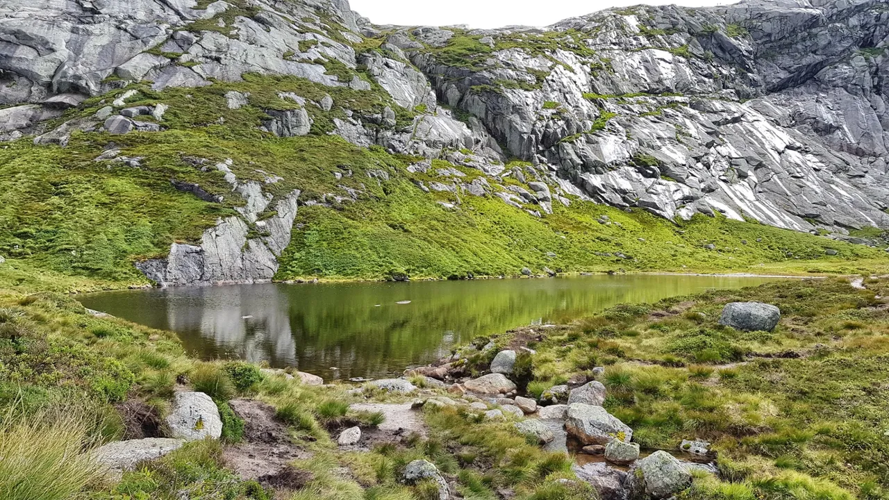 One of the high lakes
