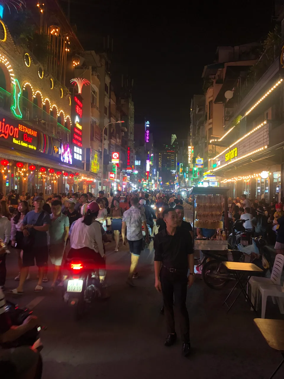 More nightlife in Saigon