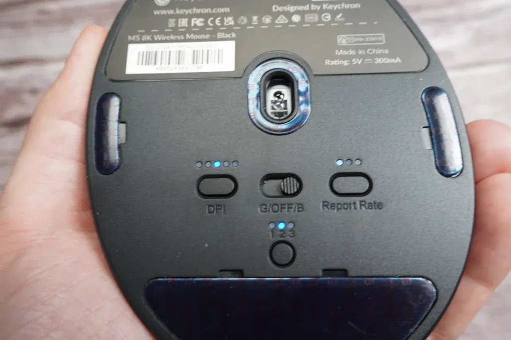 "Keychron M5 vertical 1"