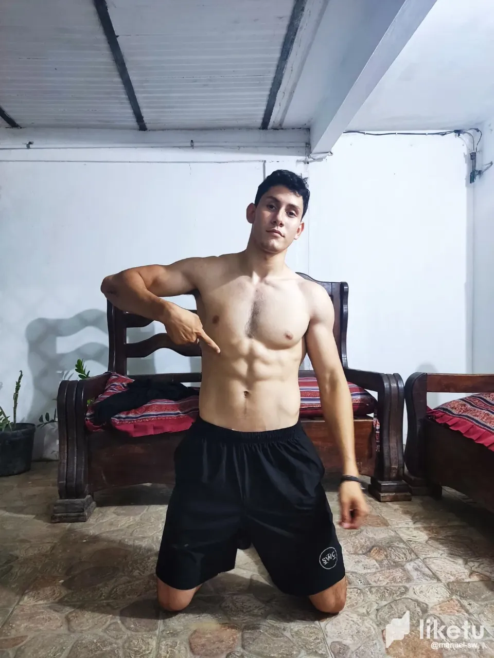 eDQKFRlHHgYD0pmt_WhatsApp_Image_2025-04-12_at_11.36.29_PM_1.webp