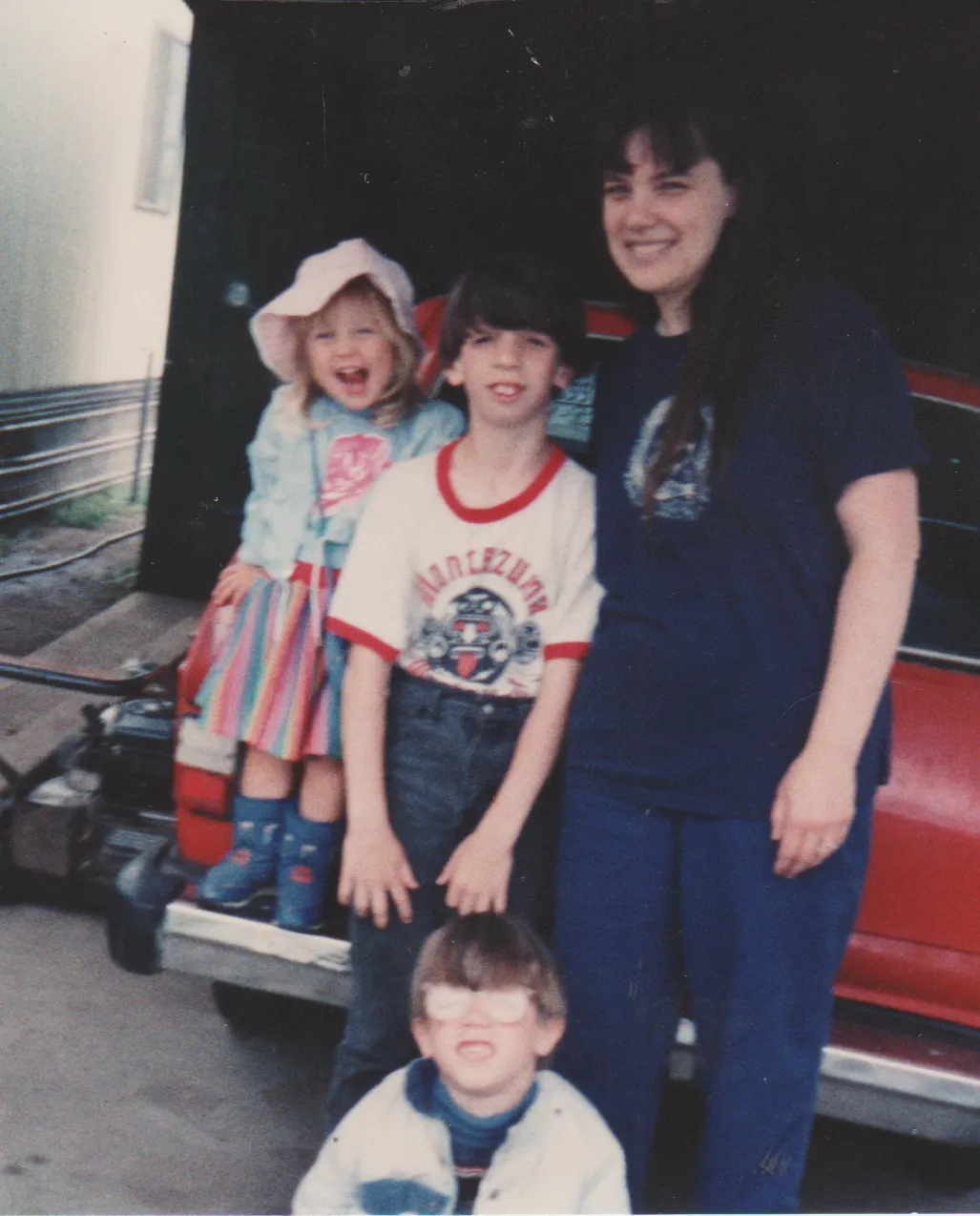 1992-06 - Crystal, Joey, Katie, Aaron, 164, 163, Katrina, summer months-7.png