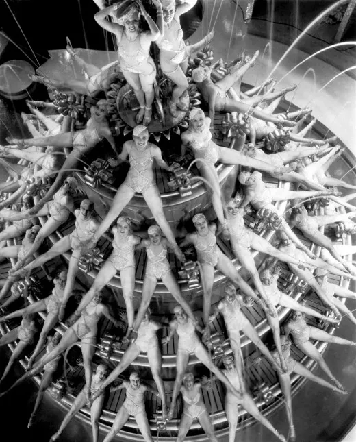 Awesome Geometrical Arrangement of Dancers by Busby Berkeley, 1930s (10).jpg