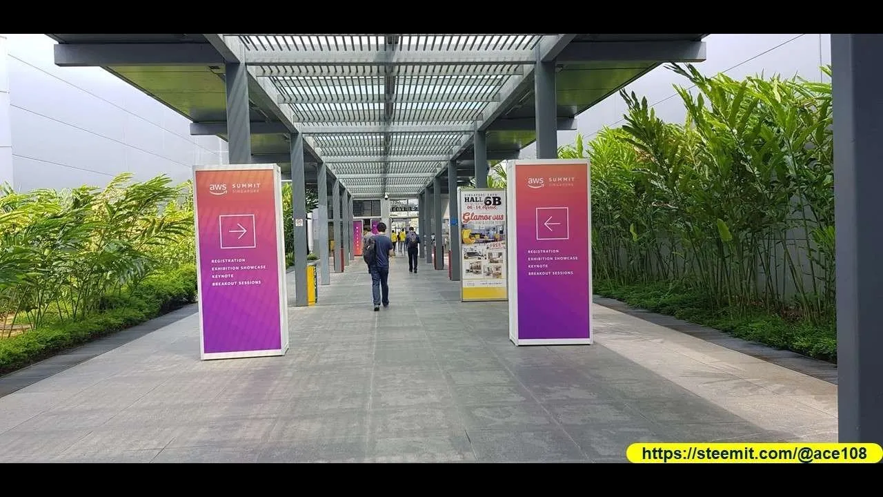 AWS Summit Day 110