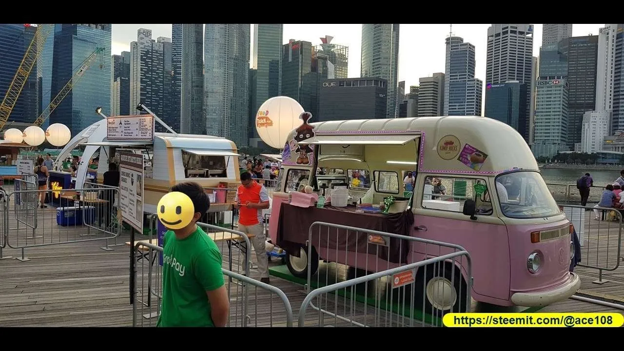 Grab Pay Party90