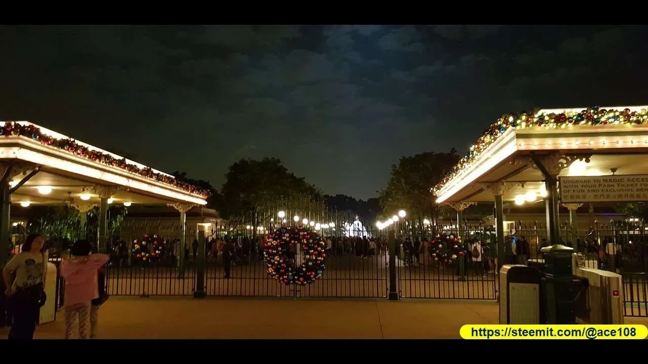 Goodbye Disneyland Hong Kong90