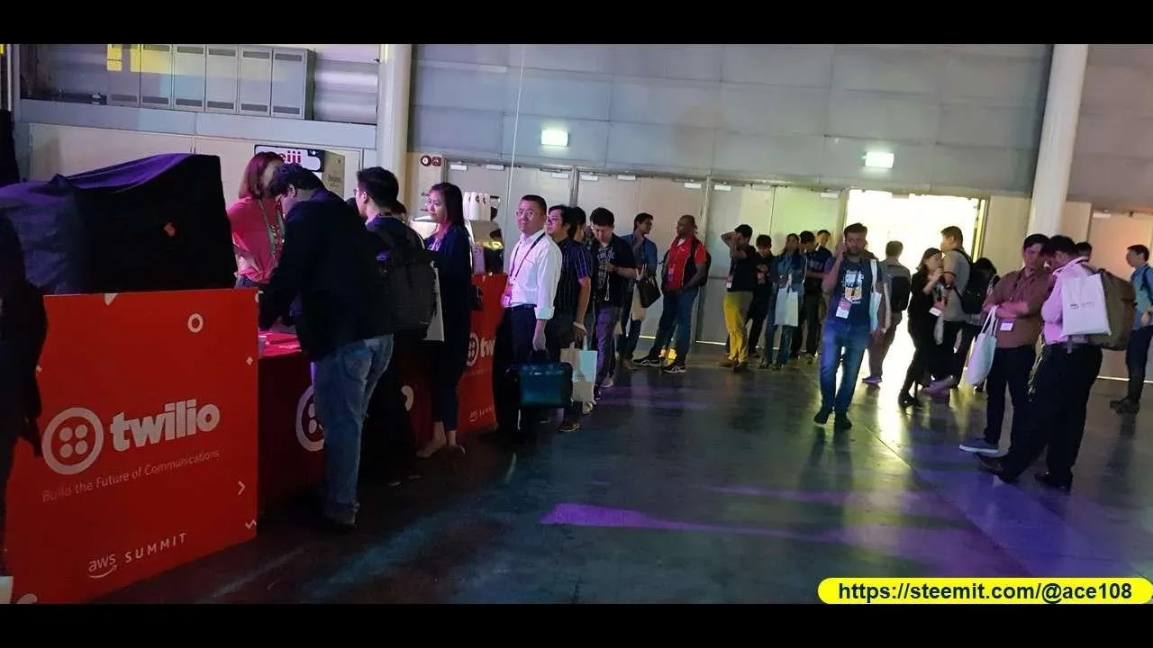AWS Summit Day 160
