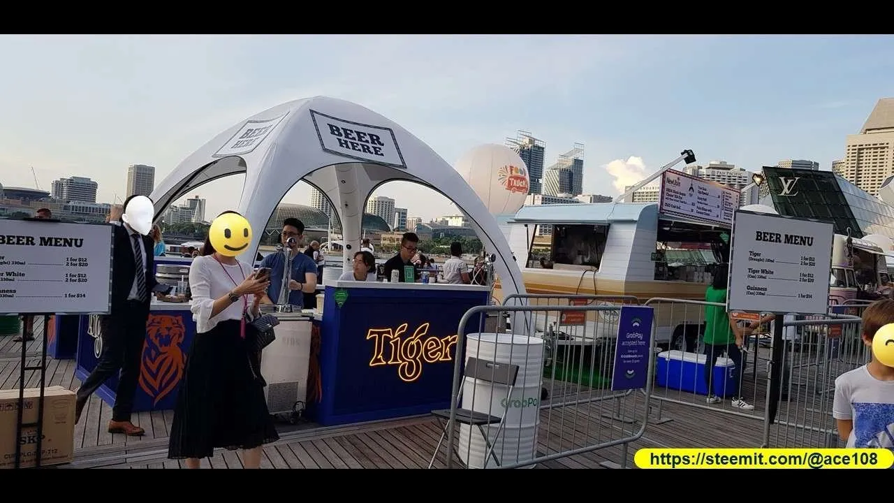 Grab Pay Party100