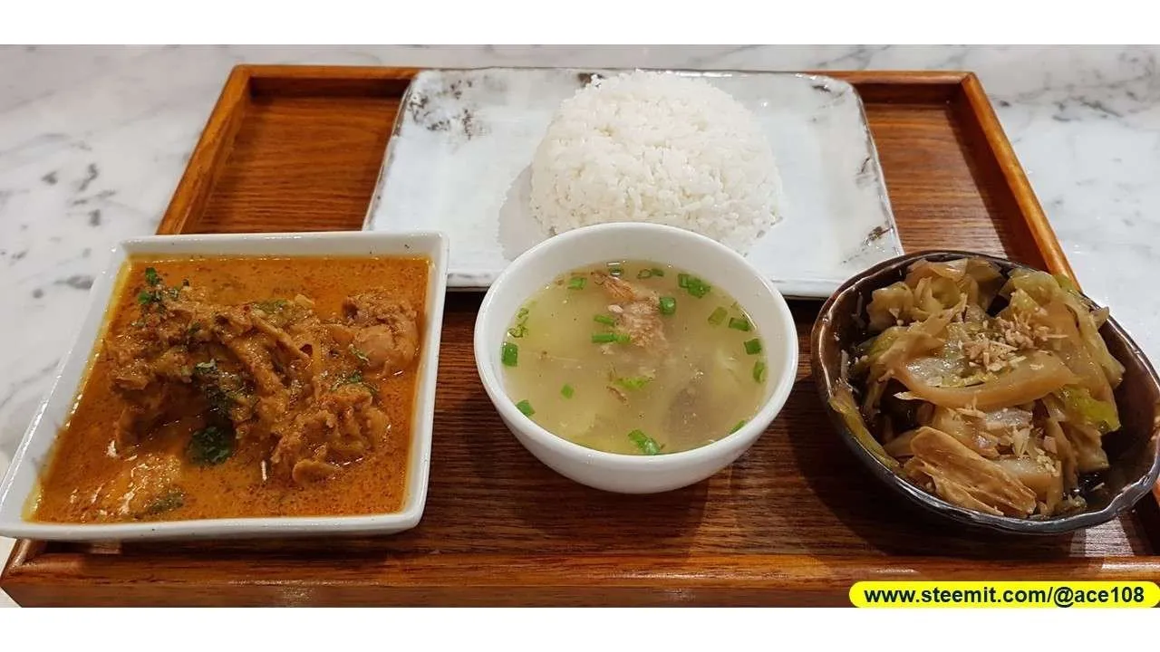 House of Peranakan 100