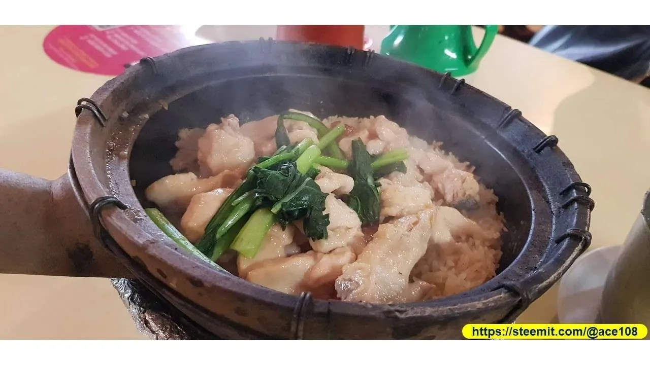 Claypot Rice  40