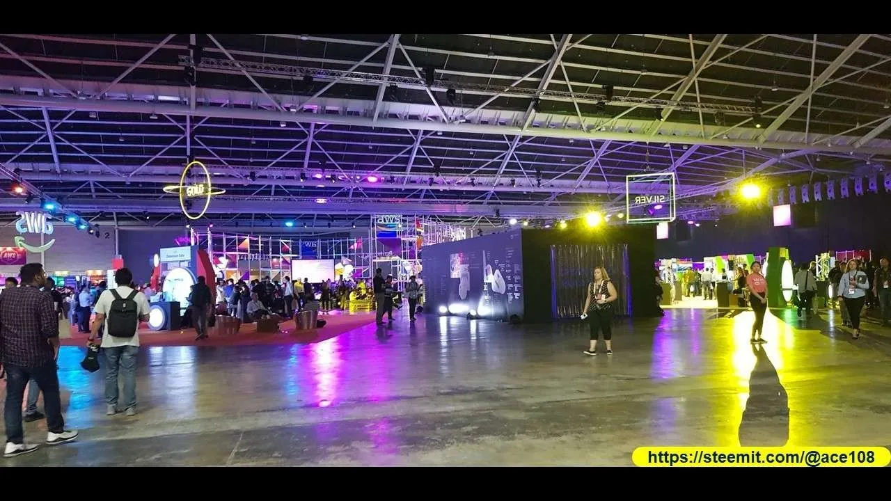 AWS Summit Day 190