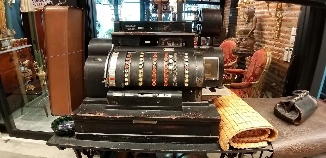 btyj5u48pz.jpg