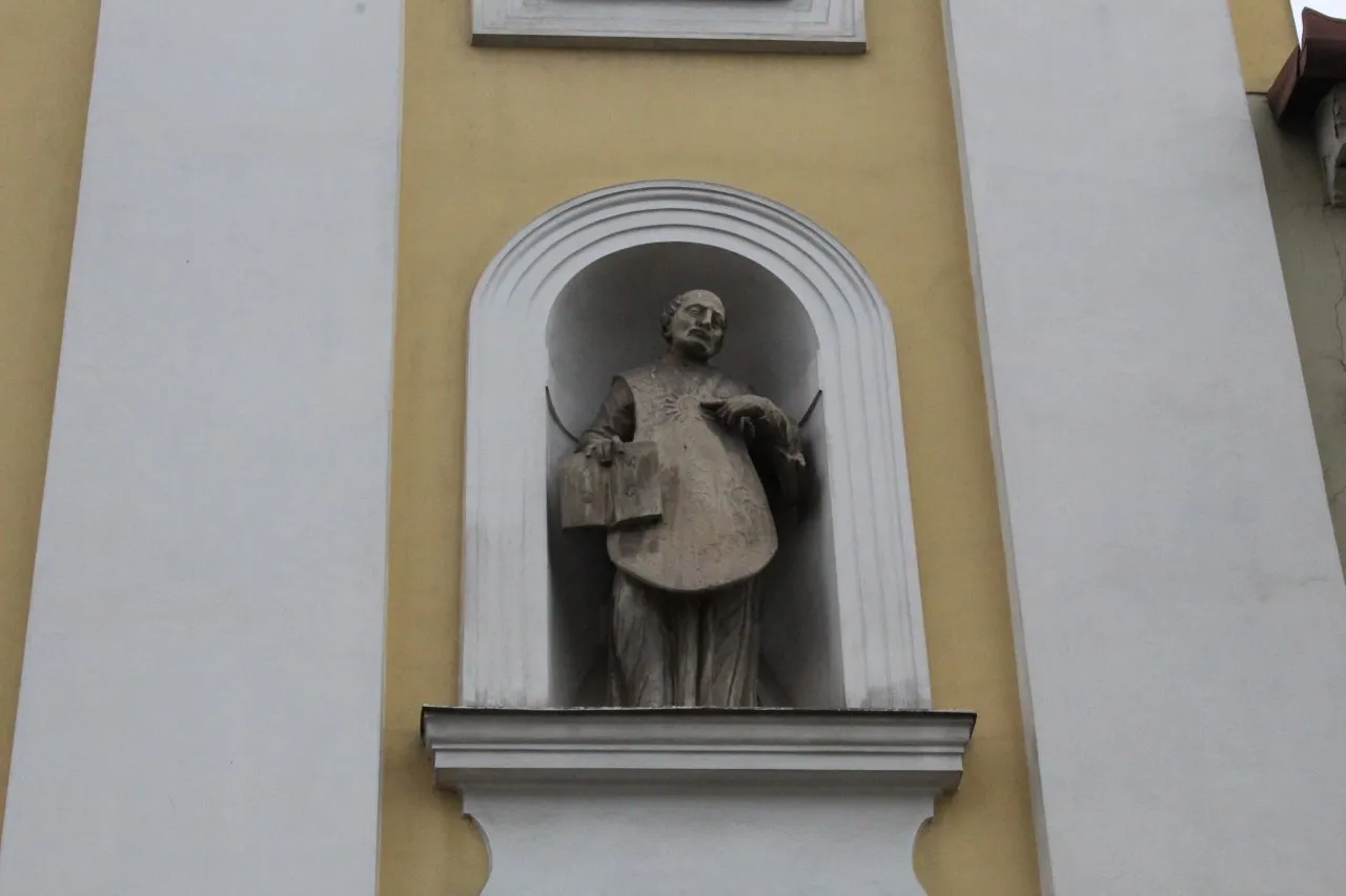 f07ywibvtf.jpg