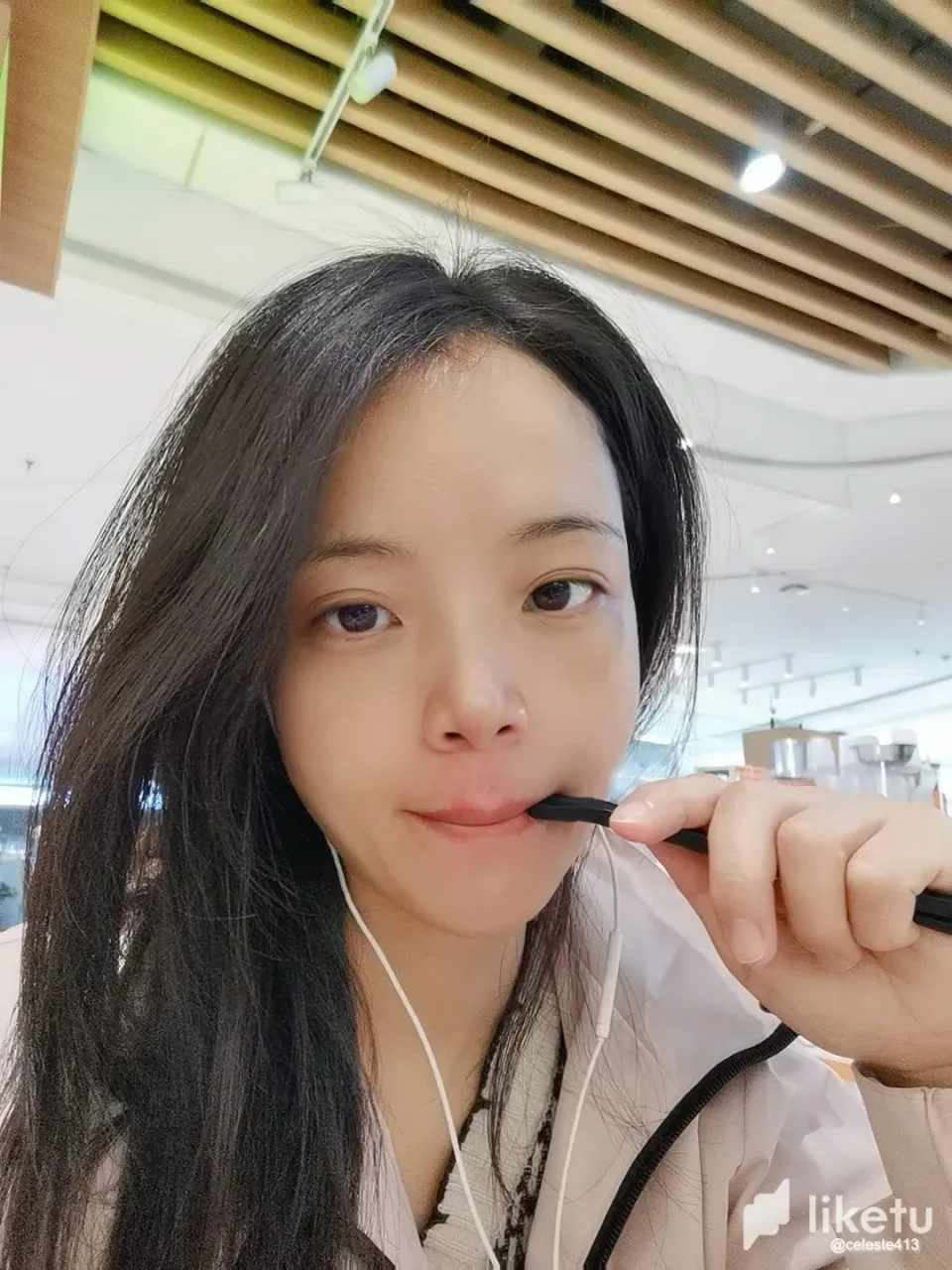 SMienaIXOdqjZ4dn_1461743424649_.pic_hd.webp