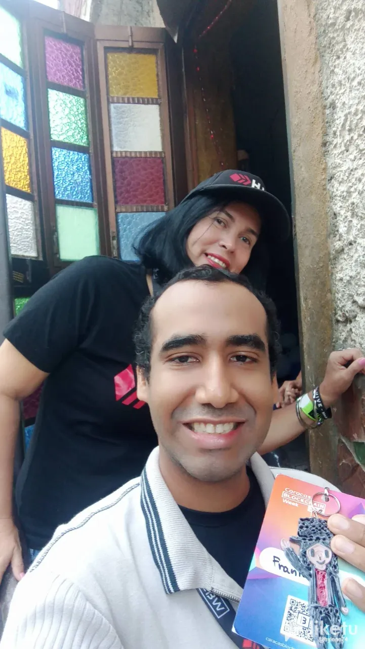 cloqc8gn600lra2szdbem9fet_1699477097696.webp