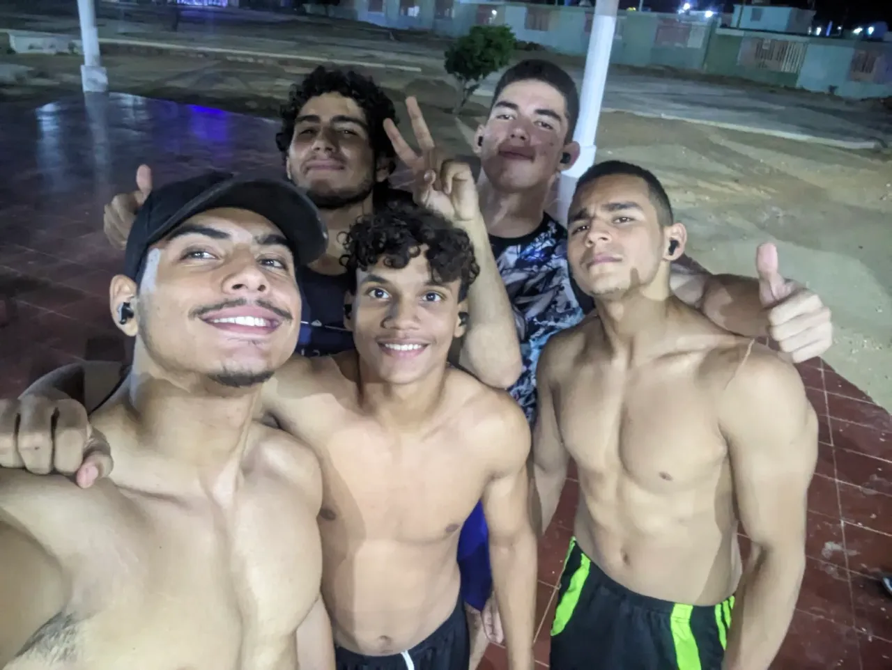 31Y5gvaCFadoHdse_PXL_20241125_194631220.webp