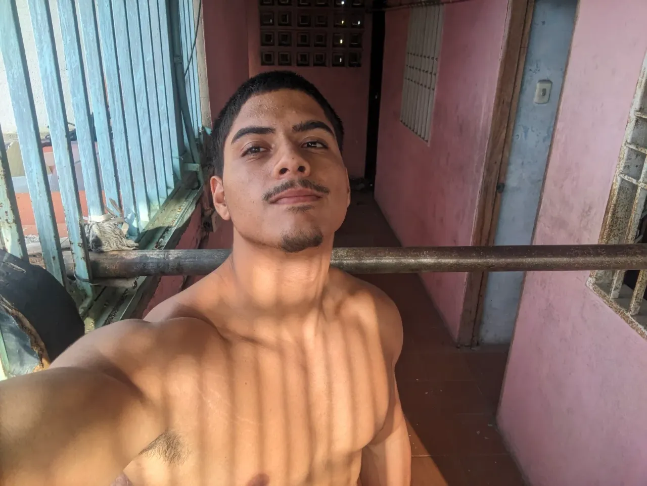 Xu71yMzNyLNuvFsF_PXL_20250429_174939737.webp