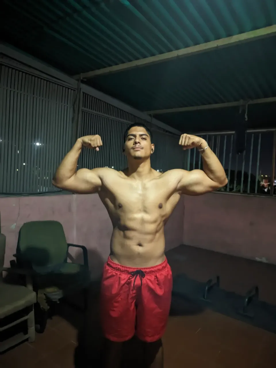 brxriJl3vmox8gsz_PXL_20250110_202534031.webp