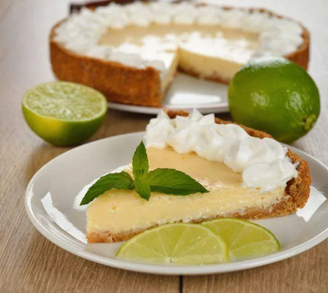 TARTE-AU-CITRON-FACILE-ET-RAPIDE-KEY-LIME-PIE-1.jpg