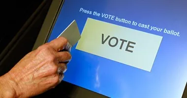 1020151792235311107-voting-machine-touch-screen.jpg