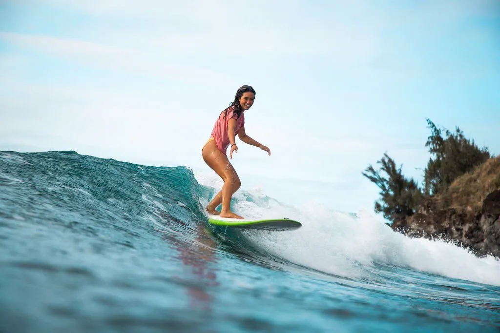 Leila Riccobuano Surfing gOme9uzD_400x400.jpg