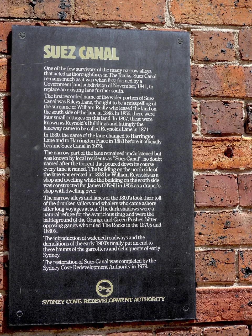 SUEZ CANAL SIGN.JPG