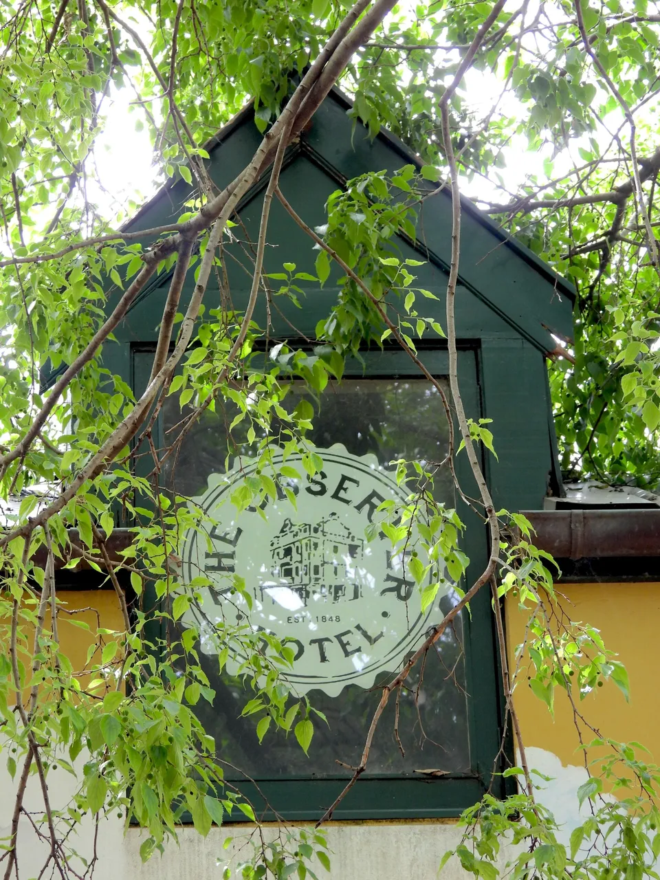 COURTYARD 6.JPG