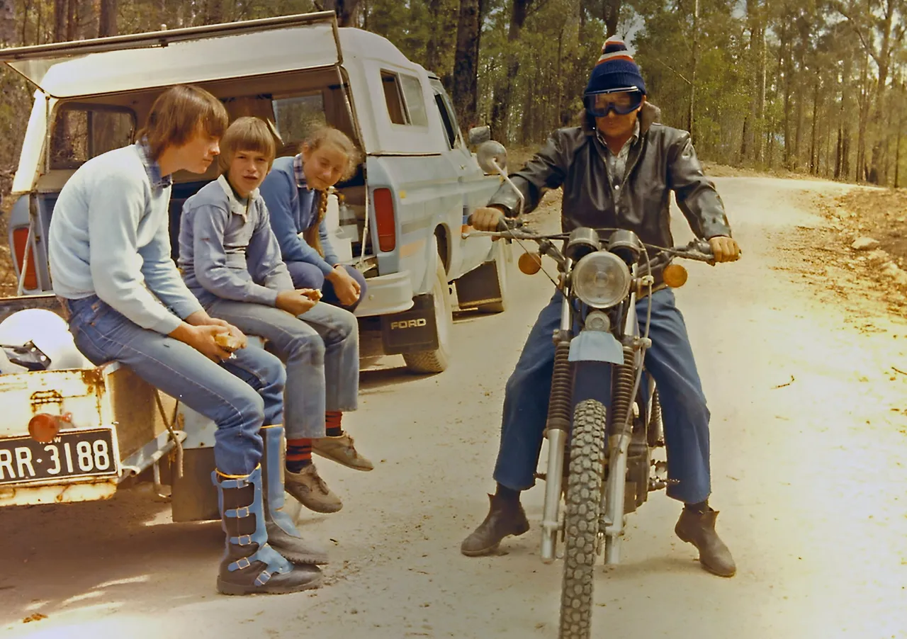 DEMON DAD ON BIKE AT COCHRANE DAM WITH STEVE DEREK AND ME.png