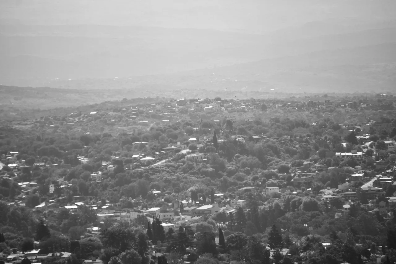 DSC_0027_1.jpg