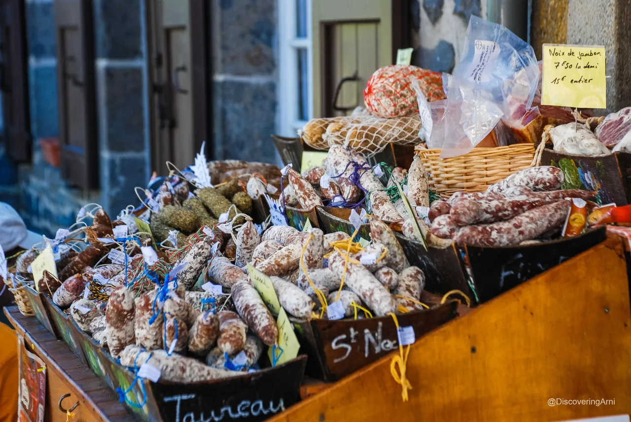 Traditional Saucissons