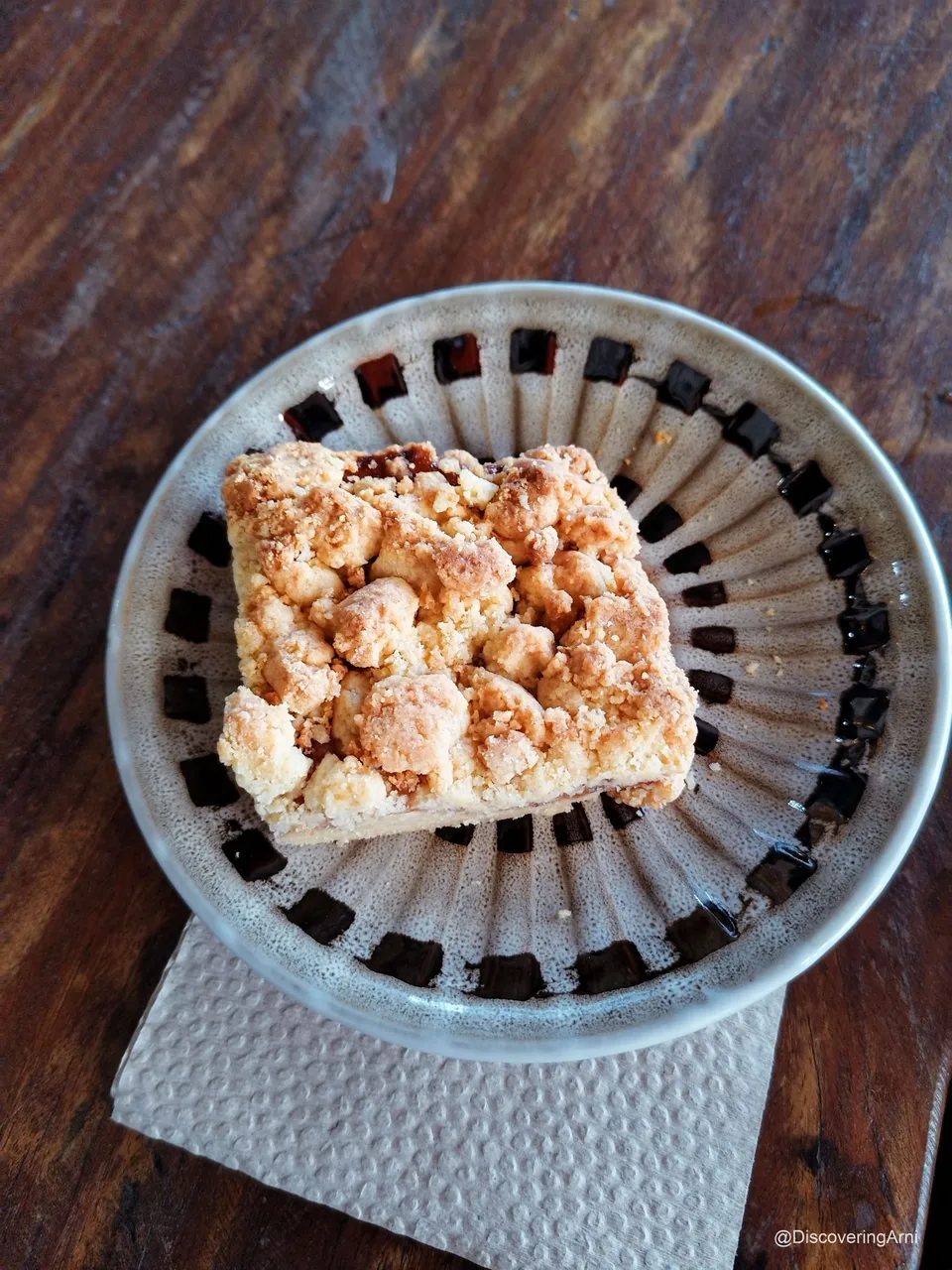 Lokal Brew's Raspberry Crumble