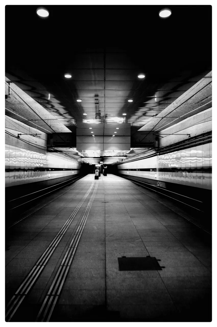 #0224 Schweiz Zürich Station Waldgarte etc _DSC0261-02.jpeg