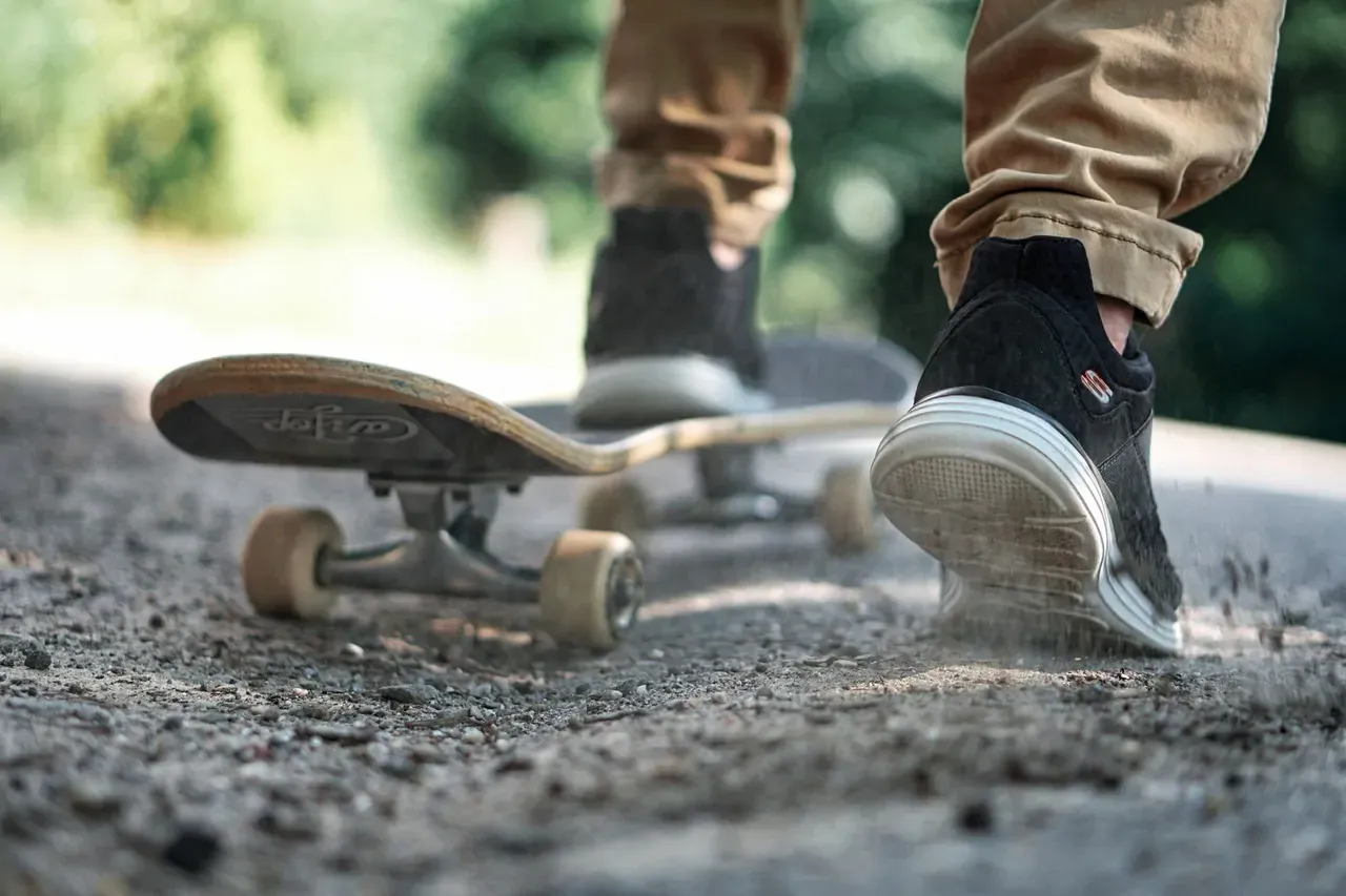 skateboard.webp