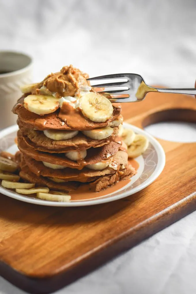 Peanut Butter Banana Protein Pancakes (4).jpg