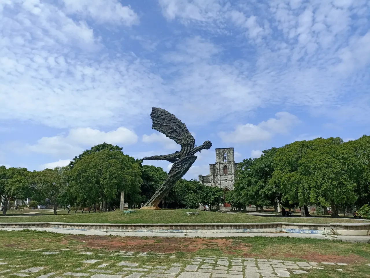 K1nidzqXfqRj8oHq_6.webp