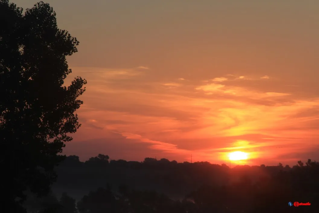 sunrise dawn cloud colorful SR0259.JPG