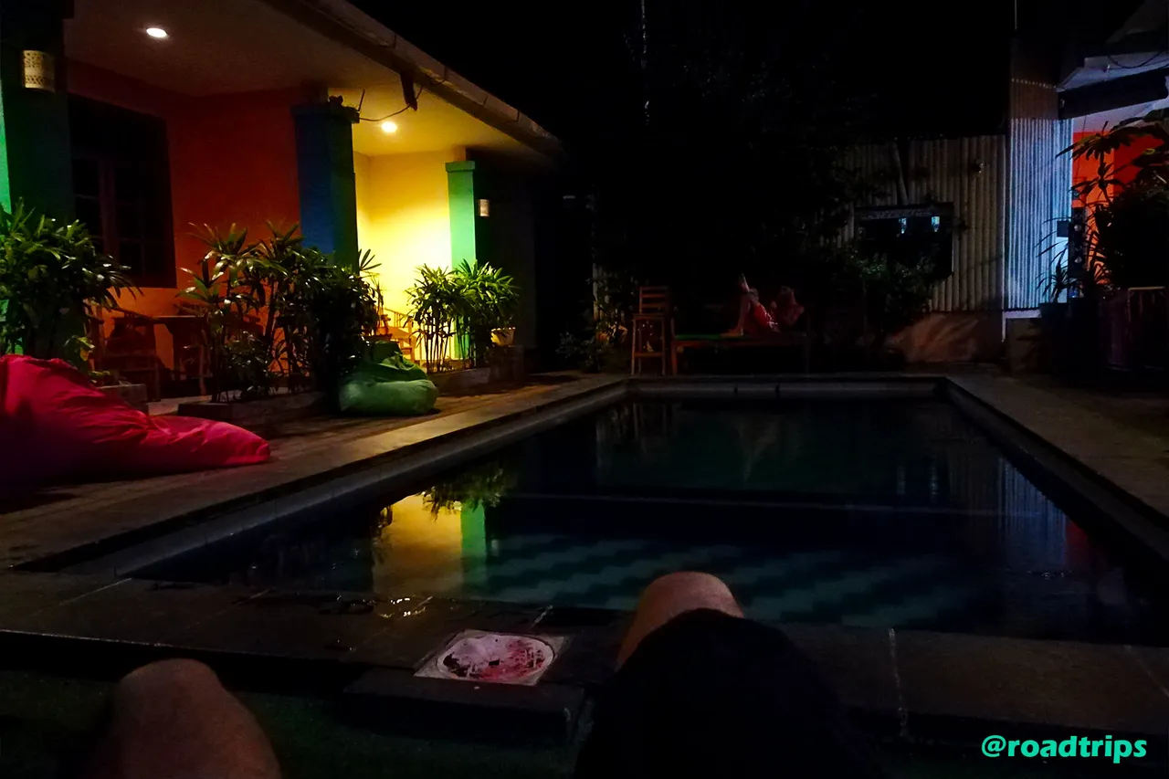 hostel.jpg